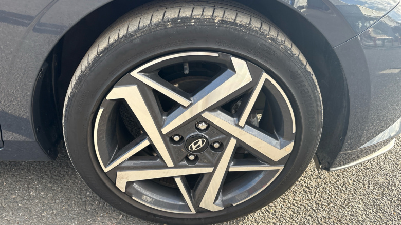 Hyundai i20 1.0T GDi Premium 5dr DCT Petrol Hatchback